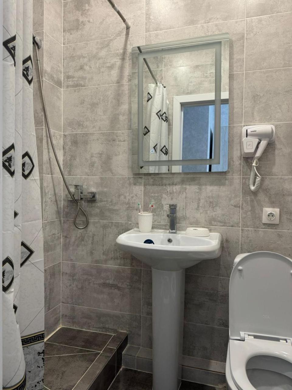 Rose Art Hotel Astana Eksteriør billede